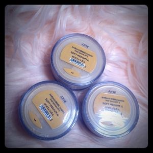 Bare Minerals Foundation